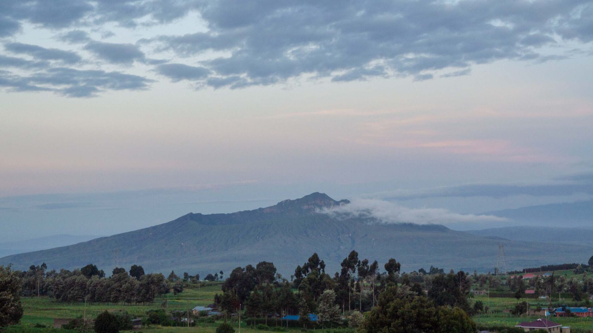 Mount Longonot National Park hiking tour
